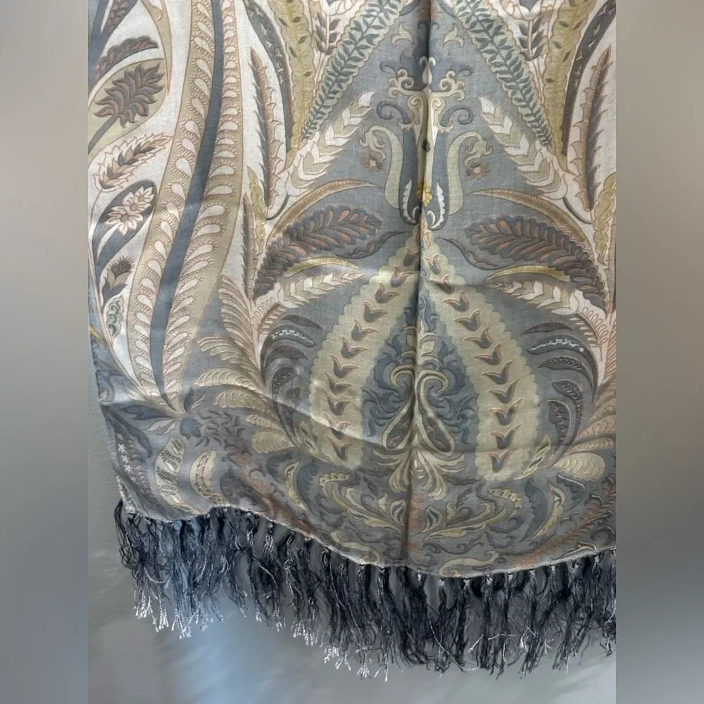 Chico’s Gray Beige Paisley Print Scarf Fringe, Viscose 19”x  66” career Staple